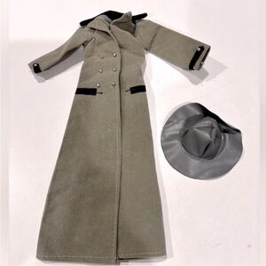 Vintage 1970’s Maddie Mod The Grey Max #1715 Full Length Grey Coat and Hat
